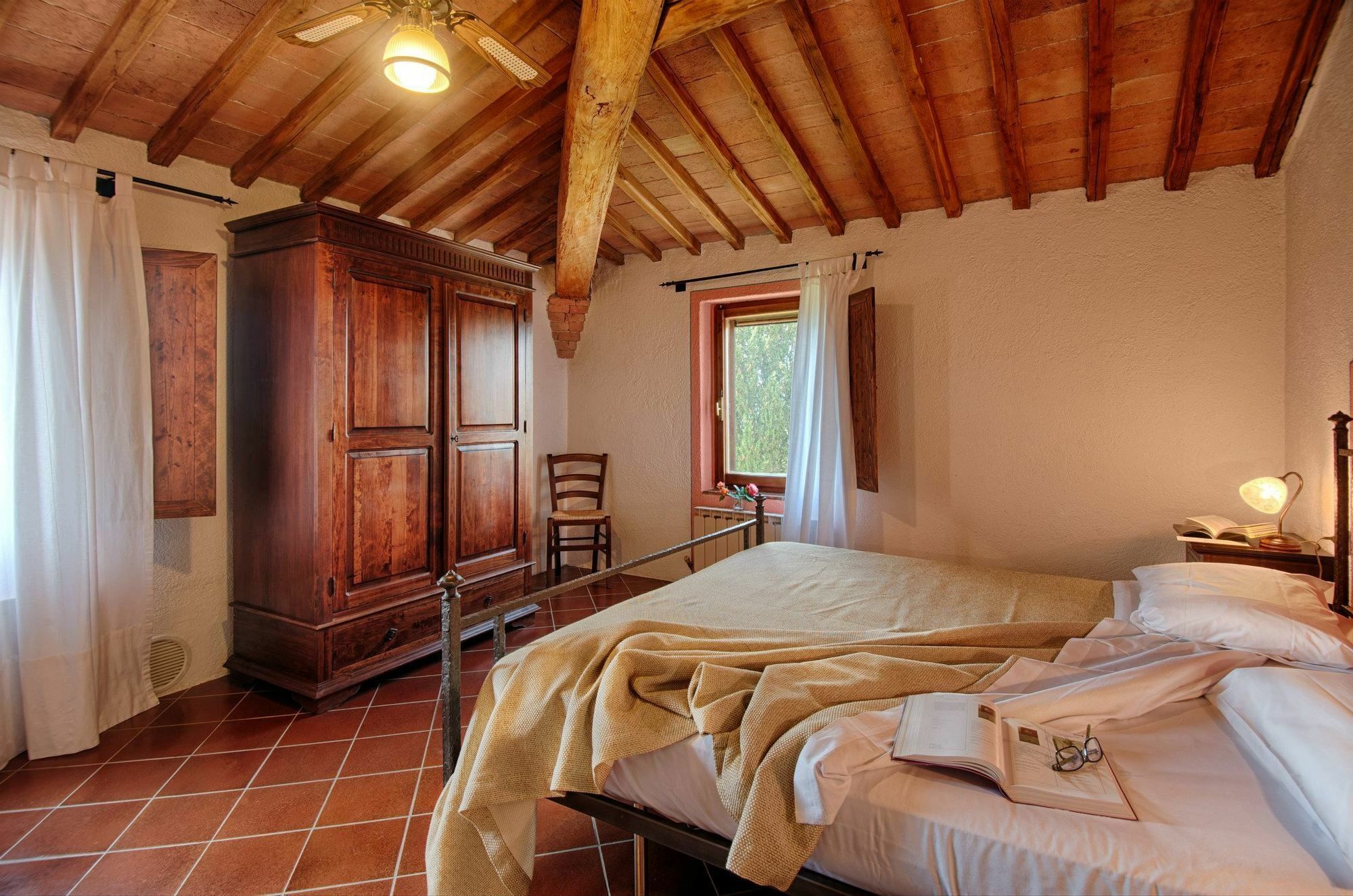 Agriturismo Poggio Bonelli Castelnuovo Berardenga Exterior photo